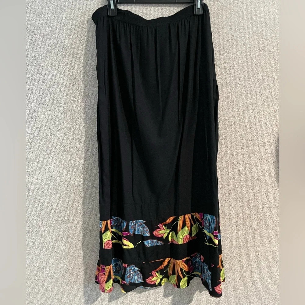 Paradiso 100% rayon black maxi‎ skirt with a pop of colorful flowers
